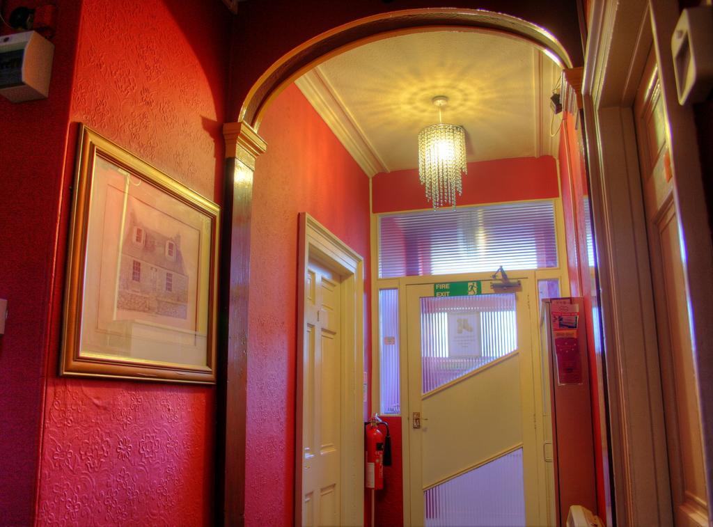 Atticus Central Guest House Aberdeen Exterior foto